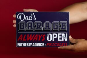 a funny sign to give someone for father's day 